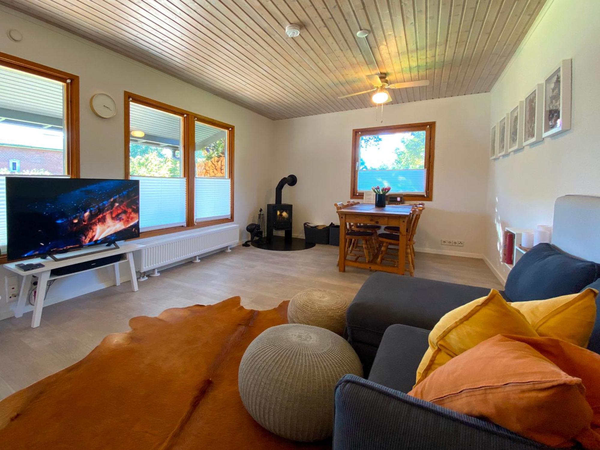 Villa Schwedenhaus Mit Holzofen & Aussenkamin Auf 1400M2 à Tensbuttel-Rost Extérieur photo